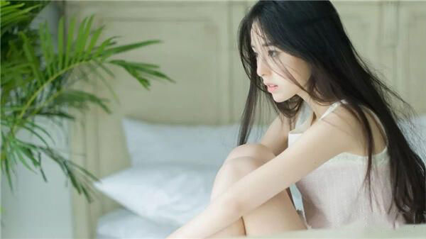 内向人的内心世界不太容易敞开,所以你需要给他留出一些时间